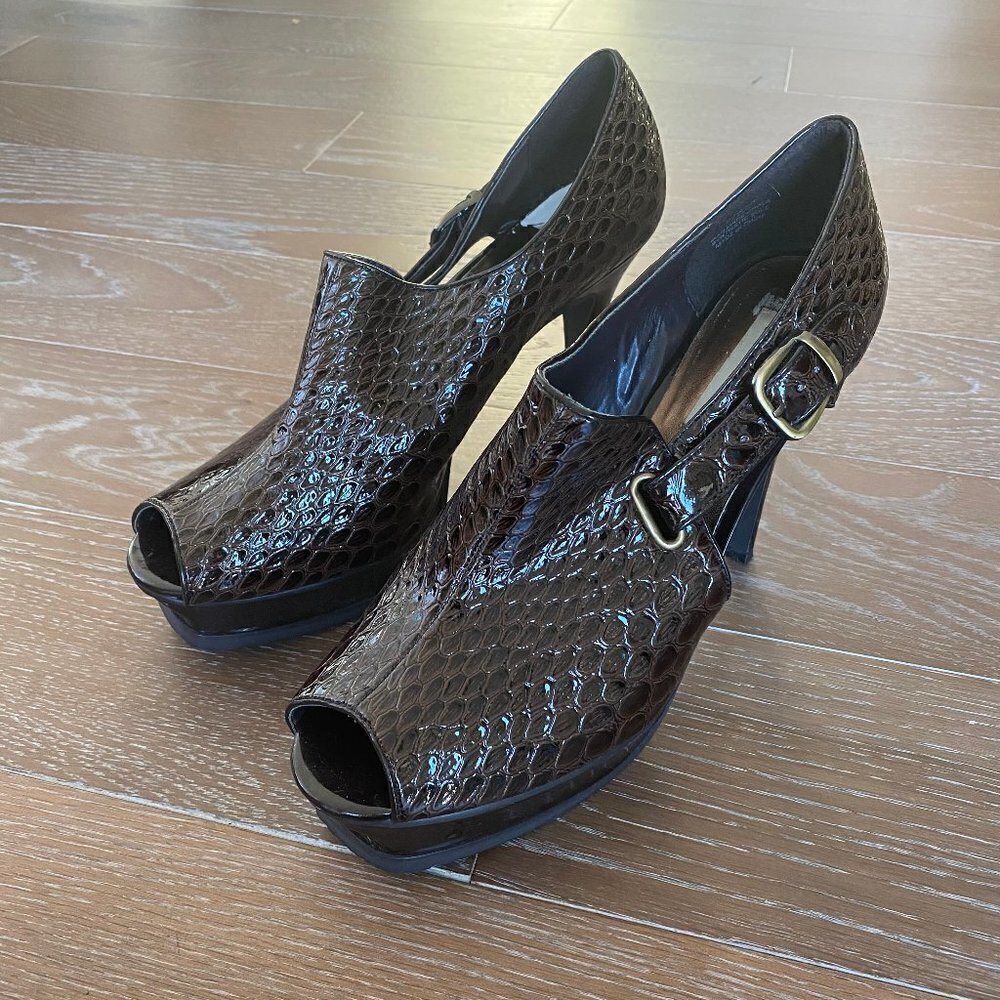 Steve Madden Croc Print Peep Toe Pump | 10M